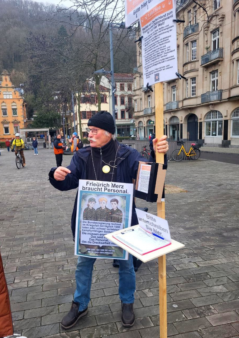Montag, 15.12.2025, HD-Altstadt, Friedrich-Ebert-Platz